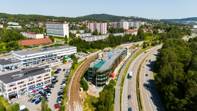 Dronefoto av byggeplassen til det nye bydelshuset på Kakkelovnskroken 3.