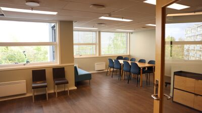 Foto: Tomme lokaler er straks klare til bruk. Her skal bydelen kunne benytte seg av rom til å levere sine viktige tjenester.