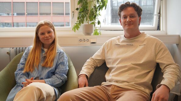 Som frivillig hos Ung arena får Mari og Gard verdifull erfaring – og bidrar til et viktig lavterskeltilbud.