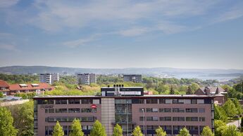 Dronebilde av Hoffsveien 48.