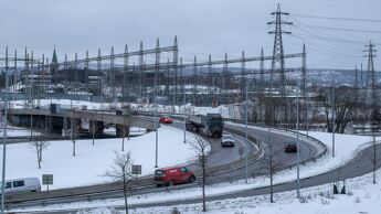 Trafikkmaskin og Statnetts transformatorstasjon på Ulven