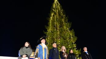 Ordfører Anne Lindboe med representanter fra London