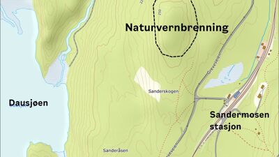 Kartutsnitt over hvor i Maridalen det skal være kontrollert brann.