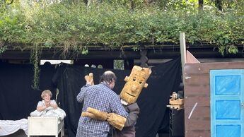 Teaterforestillingen Knerten og Lillebror