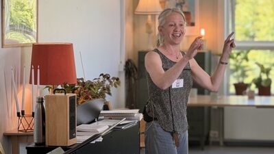 Sangkoret Pilotens dirigent Ingrid Lohne