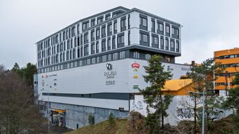 På bildet kan du se bydelshuset i Bydel Søndre Nordstrand