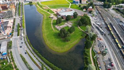 Dronefoto av Middelalderparken i Oslo