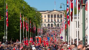 Barnetoget på Karl Johan.