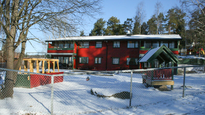 Stovnerhøgda barnehage - utebilde