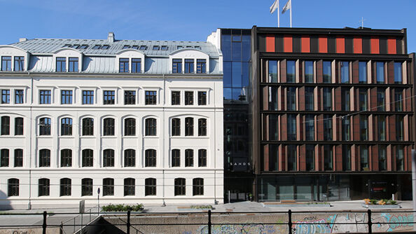 Kontorbygg i Cort Adelers gate 33