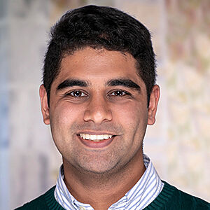 Bystyrerepresentant Mansoor Hussain (A)