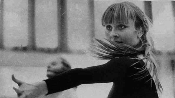 Liv Greve Greli. Fotograf: Statens balletthøgskole. Gammelt bilde av Liv Greve Greli som danser på Statens balletthøgskole