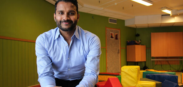 Sahaya Kaithampillai i en barnehage