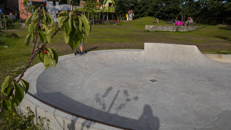 En skatebowl i mur
