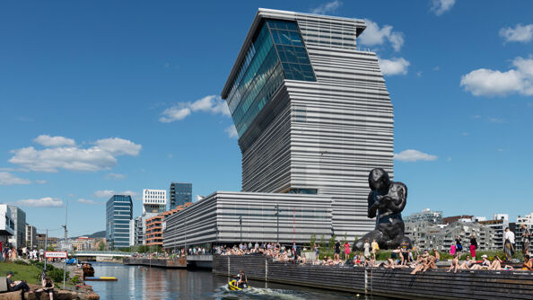 Munch museum and statue in Oslo