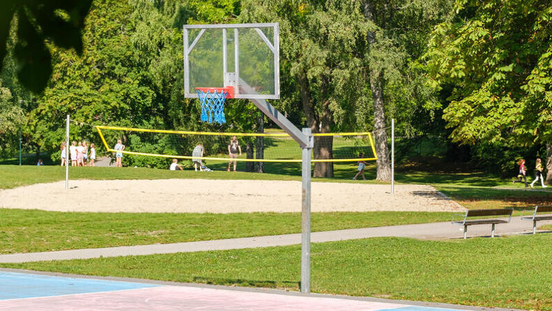 Basketballbanen på Huk