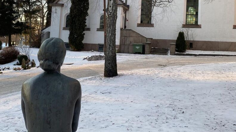 Skulptur, Ris urnelund
