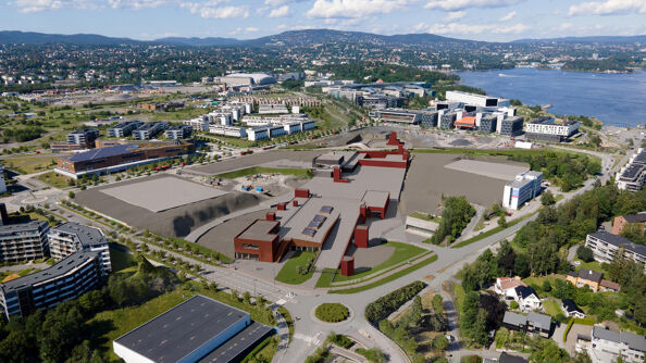 Illustrasjon: Råbygg Fornebu stasjon og base på Forneubanen Illustrasjon: Råbygg Fornebu stasjon og base på Forneubanen