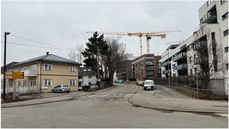 Veikrysset Lørenveien- Sinsenveien, biler, byggevirksomhet ved nye leilighetsbygg