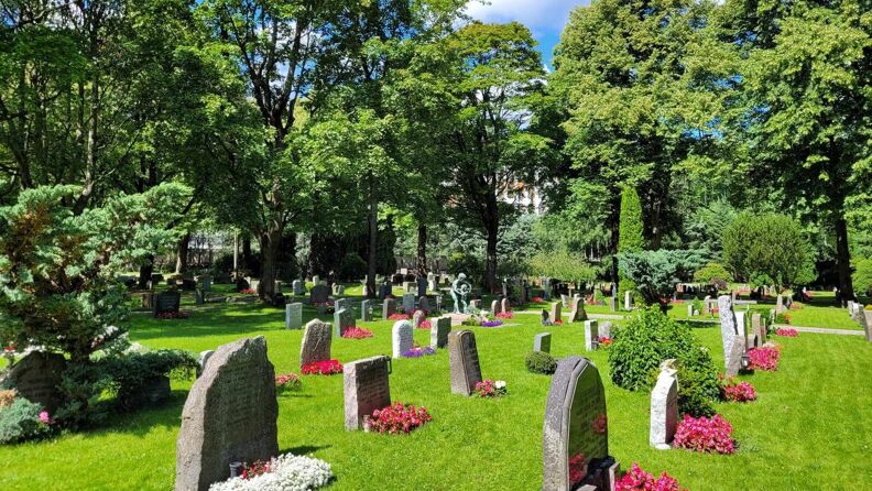 Sommer på Ullern kirkegård