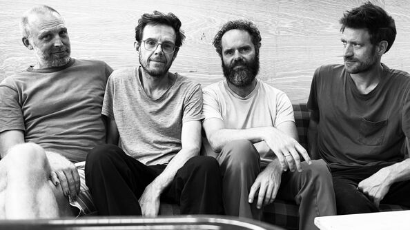 Den danske kunstnerkvartetten A Kassen består av Tommy Petersen, Morten Steen Hebsgaard, Christian Bretton-Meyer og Søren Petersen. Verkene deres Wind, Mass og Time er valgt ut til å utsmykke Flytårnet stasjon.