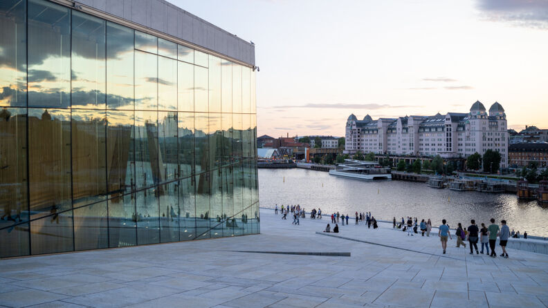 Utsikt mot havnen fra operaen i Oslo