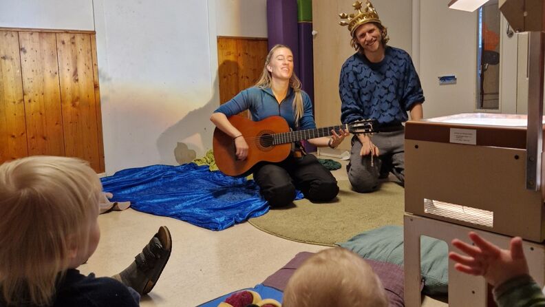 Samlingsstund med gitar