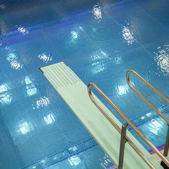 Stupebrett på Tøyenbadet.