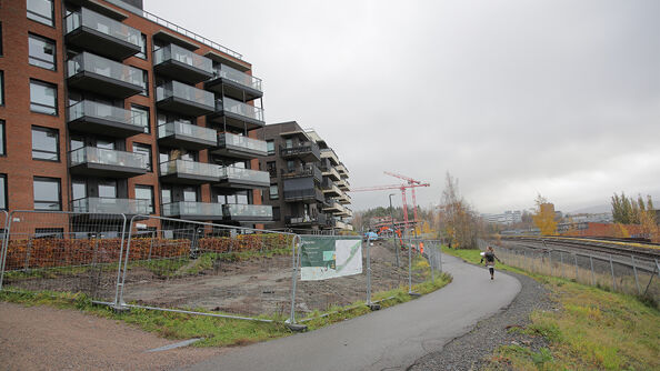 Anleggsområdet er gjerdet inn